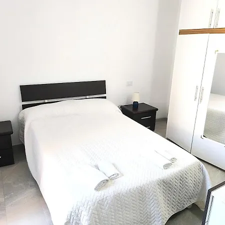 Appartement Eden Just A Few Minutes From Maggiore